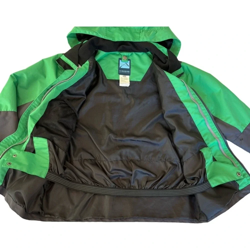 ICEBURG Youth‎ 12/14 Green Black Hooded Full Zip Jacket Outdoor Adventure *Holes